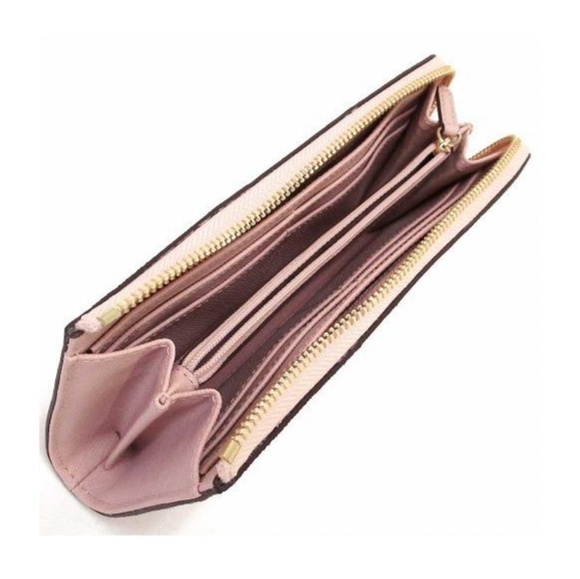 Michael Kors Large Jet Set Travel Pink Wallet - Picture 2 of 3